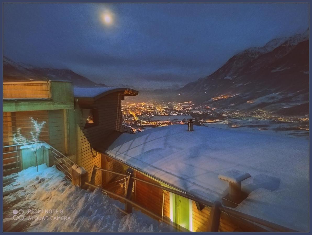 Chalet Con Jacuzzi Vista Montagne Aosta Exterior foto